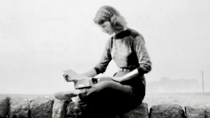 Plath on her typewriter