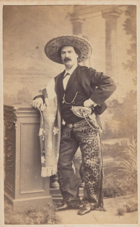 Man in gaucho pants