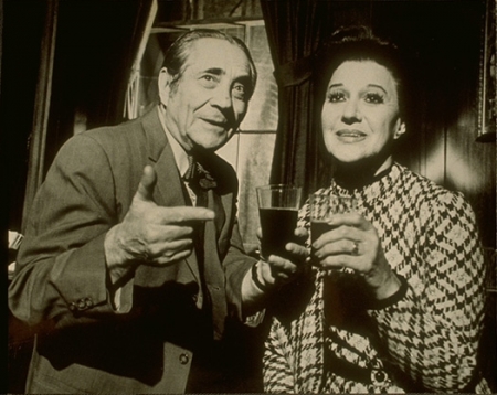 Joseph Buloff and Miriam Kressyn in Sholem Aleichem's Shver tsu zayn a Id, Eden theater, New York 1973