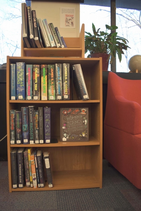 Leisure shelf at Wolbach
