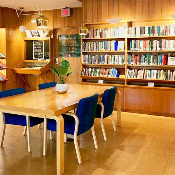 Woodberry Poetry Room circulating and serials collection