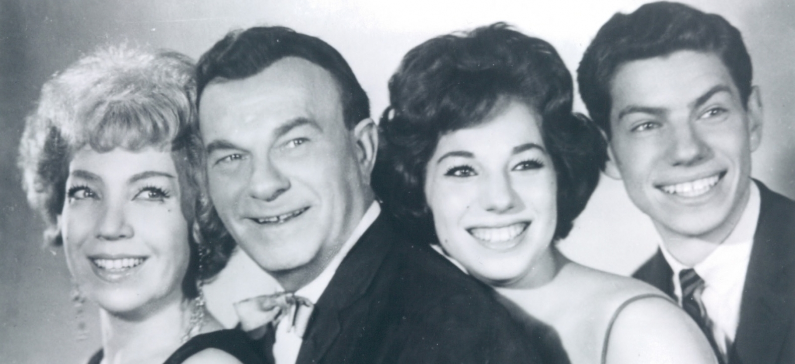 Lillian Lux Burstein, Pesach Burstein, Susan Burstein and Mike Burstyn