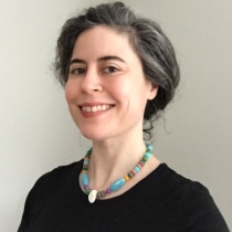 Headshot of Amanda Maloney